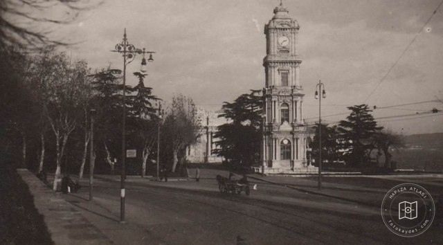 Dolmabahçe Saat Kulesi