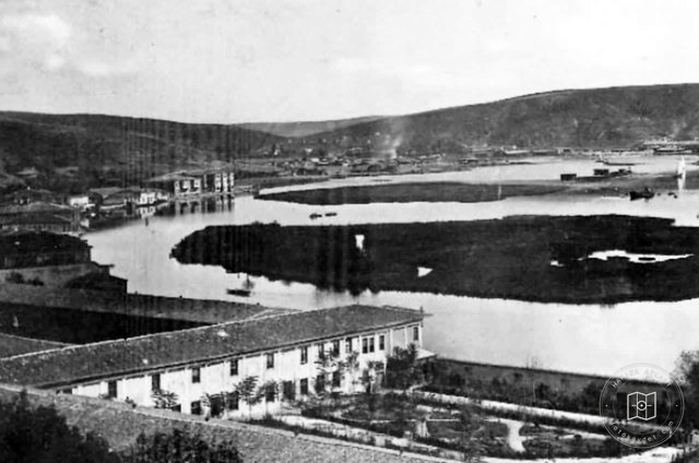 Eyüp Bahariye Mevlevihanesi'nin uzaktan görünümü