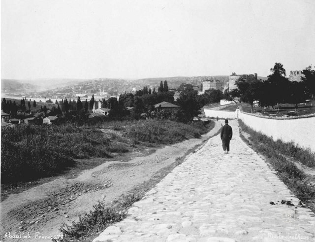 Eğrikapı - Ayvansaray Yolu