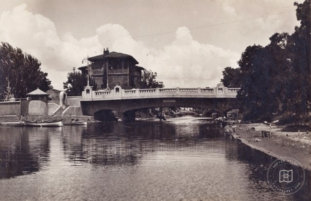 Sacrificial Bridge · 1930s