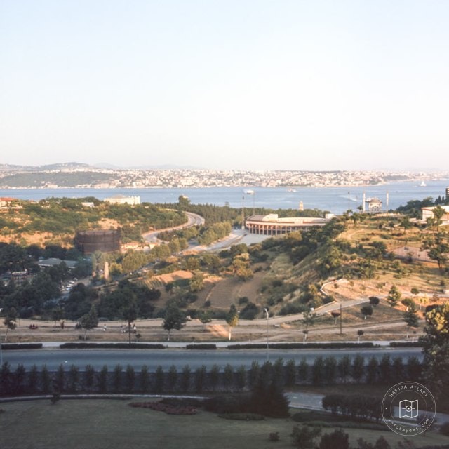 Dolmabahçe Charles Samz Fotoğrafı · 1971