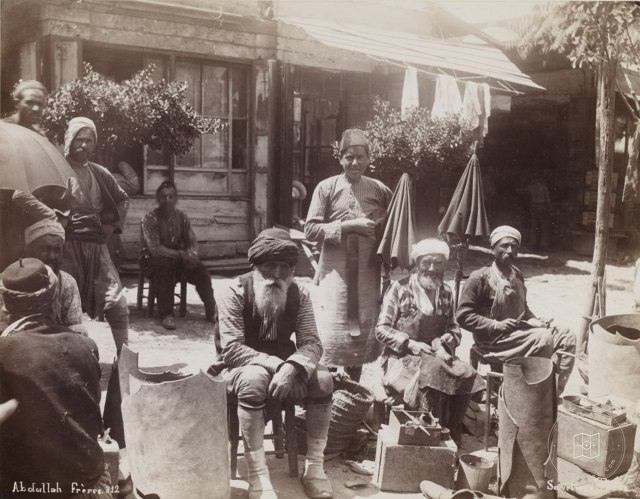 Seyyar Ayakkabıcılar · Abdullah Fréres Fotoğrafı