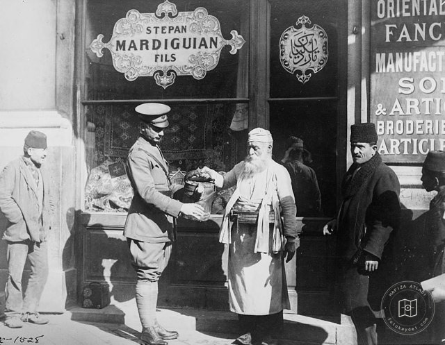 İşgal yıllarında, İstanbul'un günlük yaşamından kesitler