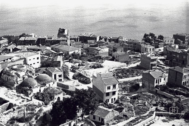 sultan ahmet Mosque from Superior Environment · Sir David Russell Photo · July 1937