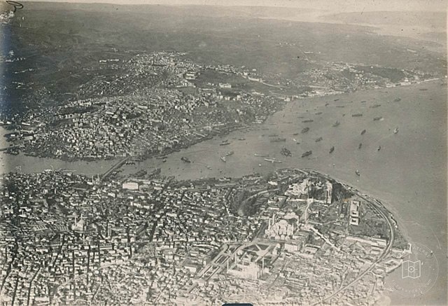 Havadan Tarihi Yarımada · 1918