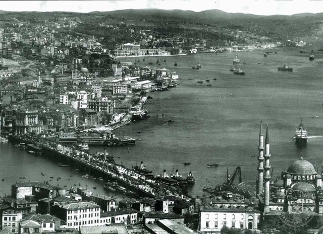 Beyazıt Tower from Eminönü · 1930