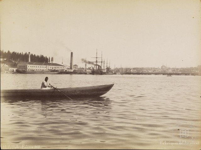 Golden Horn · Abdullah Fréres Photo