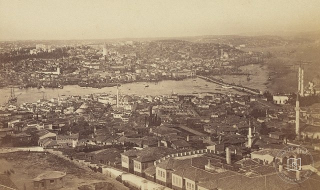 Beyazıt Kulesi'nden Galata ve Eminönü Yönü · Pascal Sébah Fotoğrafı · 1870