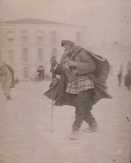 1890-92 yıllarında İstanbul Sokaklarından İnsan Manzaraları