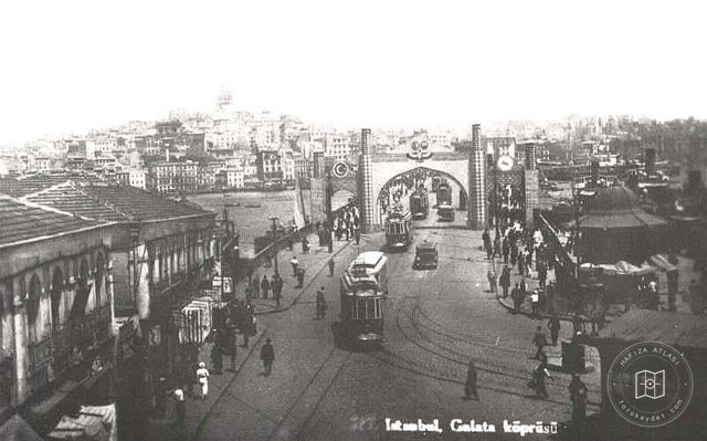 Galata Köprüsü ve Tak