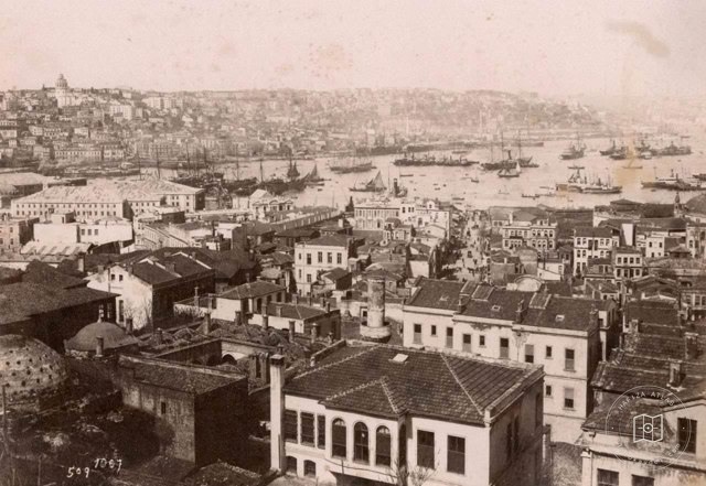 Sirkeci from Oumiye Building