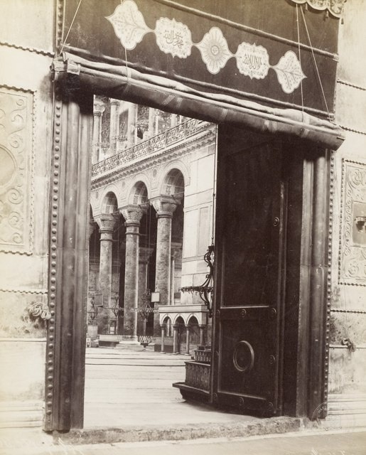 Ayasofya Emperor Gate · Sébah & Joaillier Photo