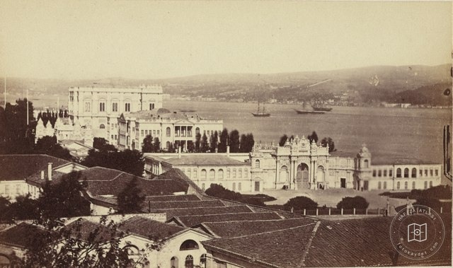 Dolmabahçe Sarayı · Pascal Sébah Fotoğrafı · 1870