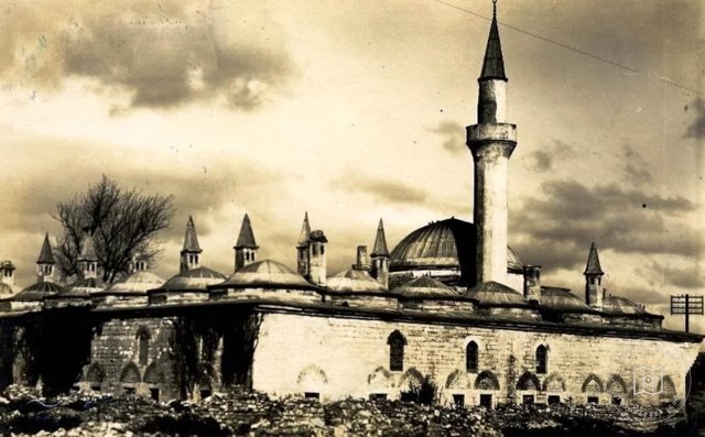 Yavuz Sultan Selim Medresesi · Halıcılar