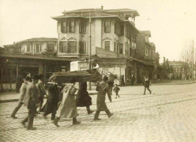 İstanbul’dan bir görünüm · ? 1919