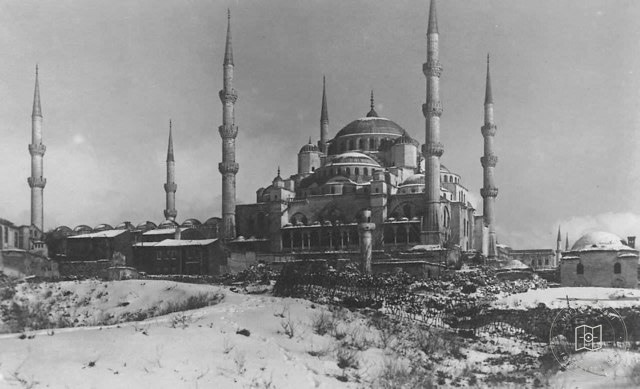 sultan ahmet Mosque and Winter
