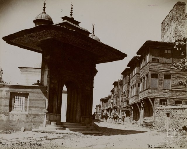 Soğukçeşme Street · Abdullah Fréres Photo · 1880s