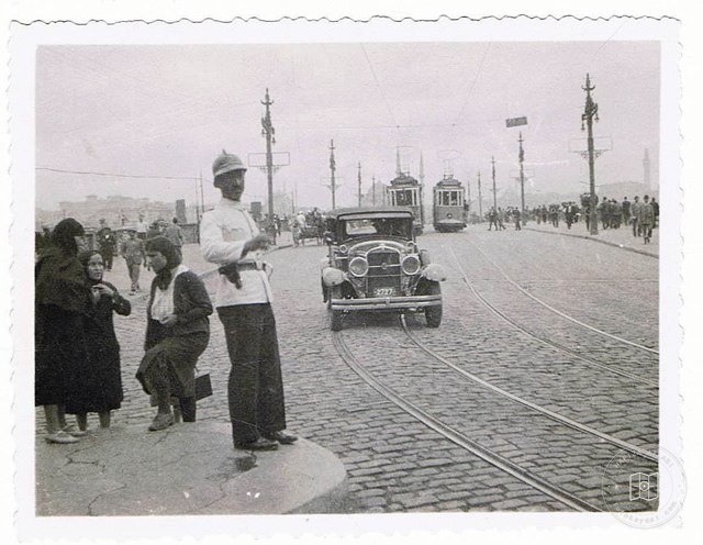 Köprü Çıkışı · 1928