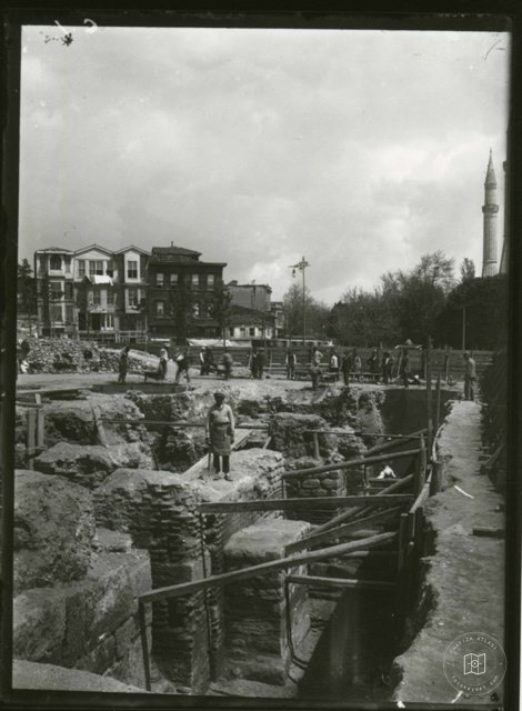 Sultanahmet Kazıları · 1927