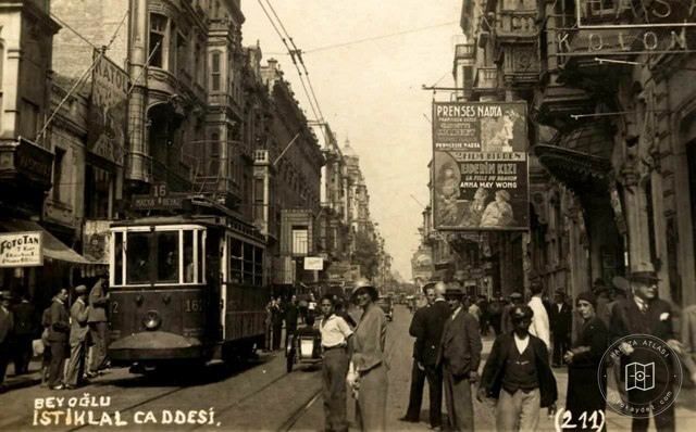 İstiklal Caddesi