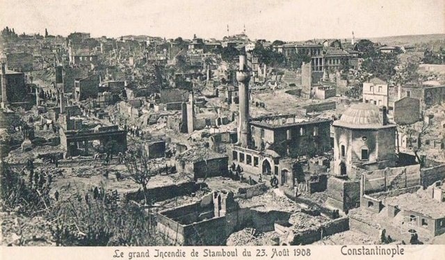 Çırçır Yangını Sonrası Bozdoğan Kemeri Üstünden Görünüm, 1908