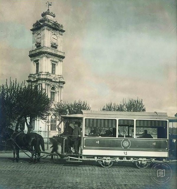 Dolmabahçe’de Atlı Tramvay