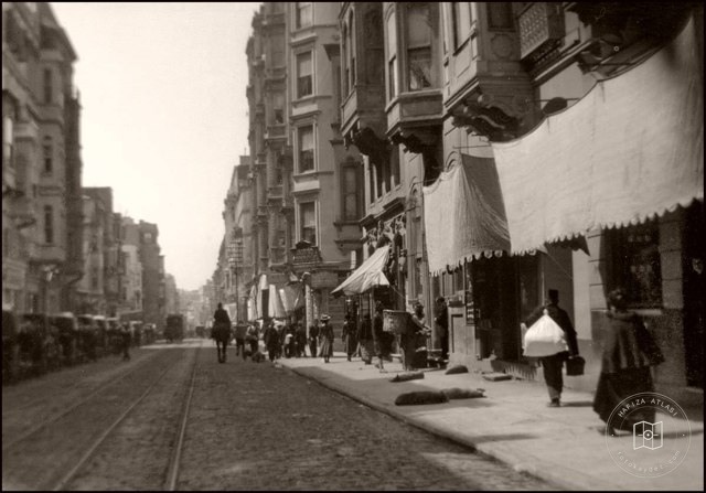 7087 - İstiklal Caddesi · 1903