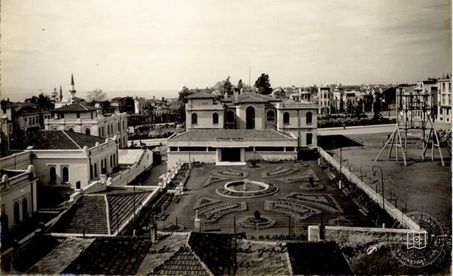 Fatih İtfaiye Bölgesi, Mimar Ayas ve Muhtesip Karagöz camileri · 1933