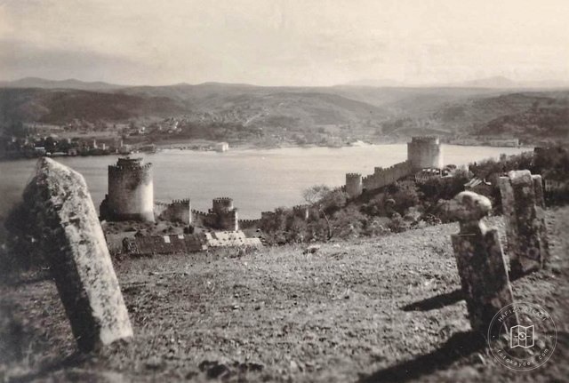 Rumelihisarı ve Mezarlar
