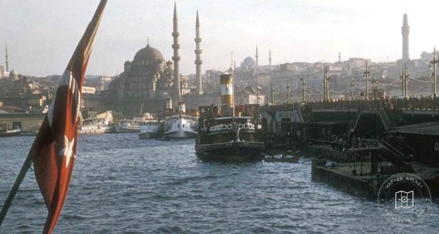Galata Köprüsü, 1956