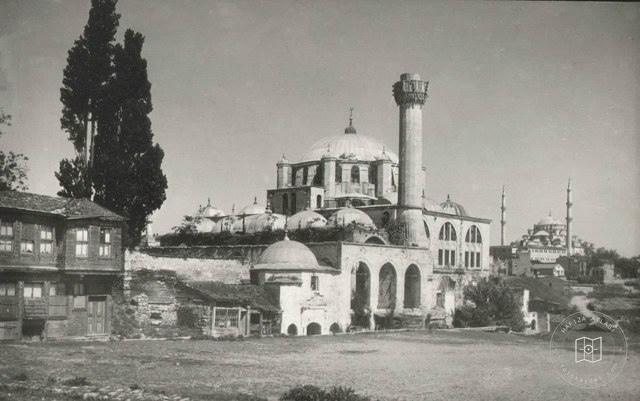 FotoğraflarI: Mesih Mehmet Paşa Camii · Fatih
