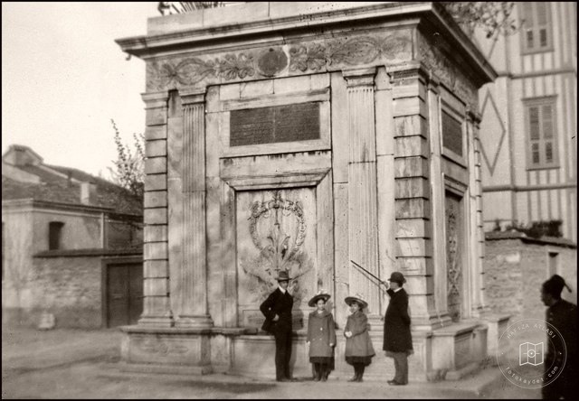 7089 - Valide Fountain · 1903