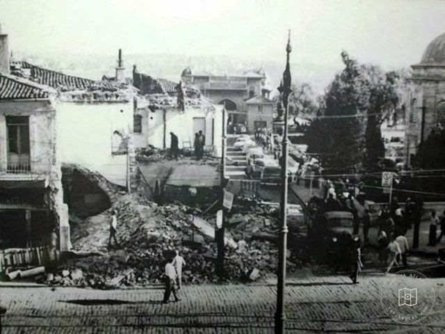 Beşiktaş İskele Meydanı 11 Eylül 1941 Fotoğraf: Hilmi Şahenk