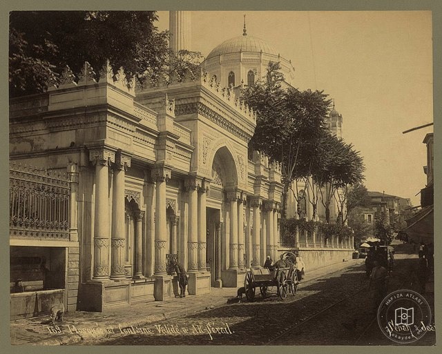Valide Sebili Sébah & Joaillier 1888-1910