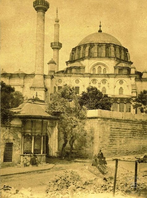 Laleli Mosque and Sebili