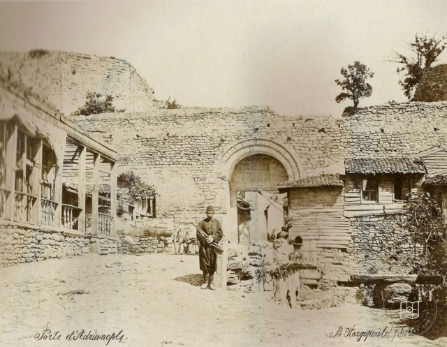 Fotoğrafı: Edirnekapı Basile Kargopoulo Fotoğrafı