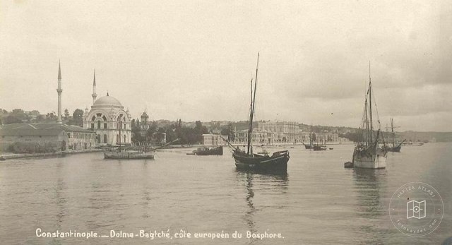 Dolmabahçe Sahili