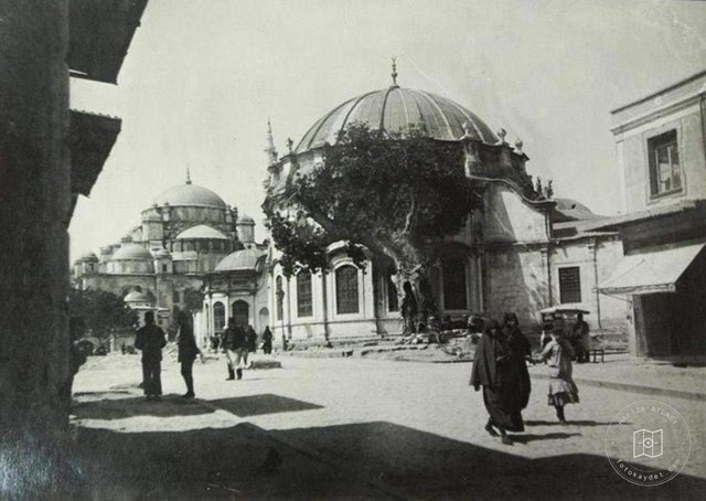 Fatih Transportation Sultan Tomb