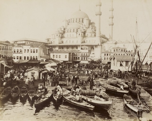 7066- New Mosque and Slides · Abdullah Fréres Photo