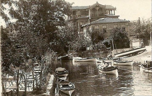 Kurbağalıdere