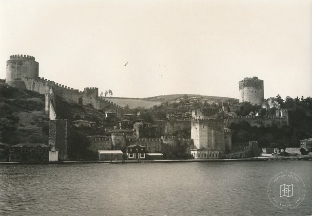 Rumeli Hisarı · 1945