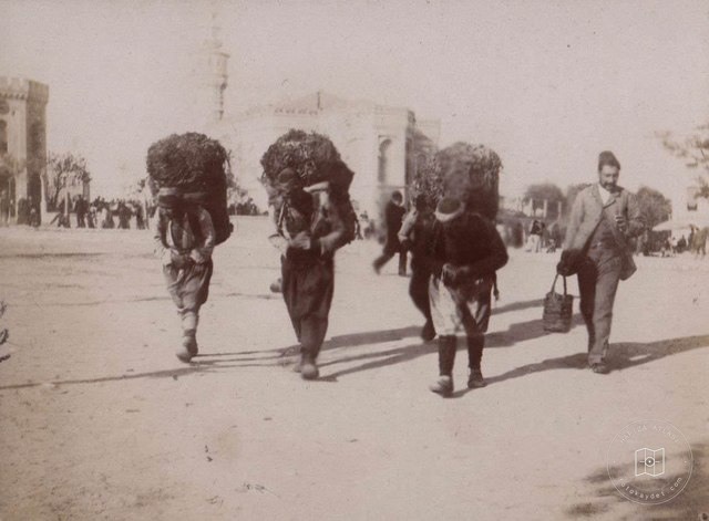 1890-92 yıllarında İstanbul Sokaklarından İnsan Manzaraları