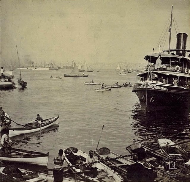 Sirkeci Port · 1915
