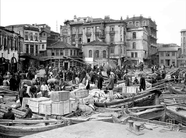 Fish Market Scaffolding, Eminönü · 1925
