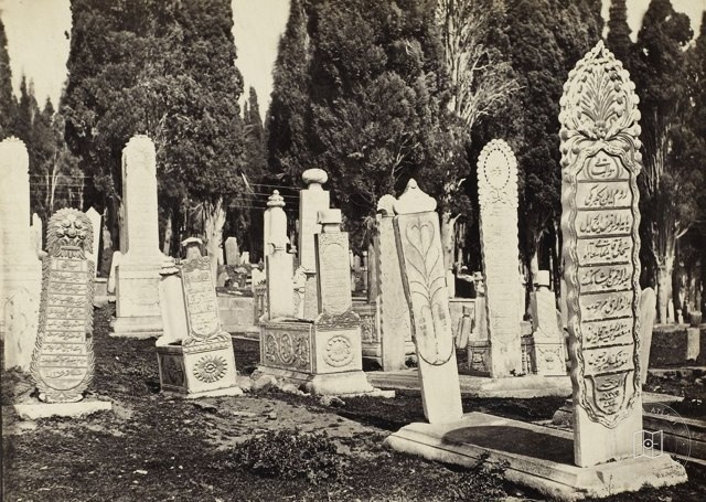 Gravestones · 1901
