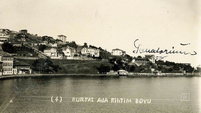 Burgazada Rıhtım Boyu