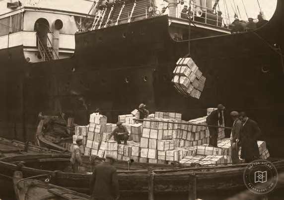 Cargo handling at Istanbul Port