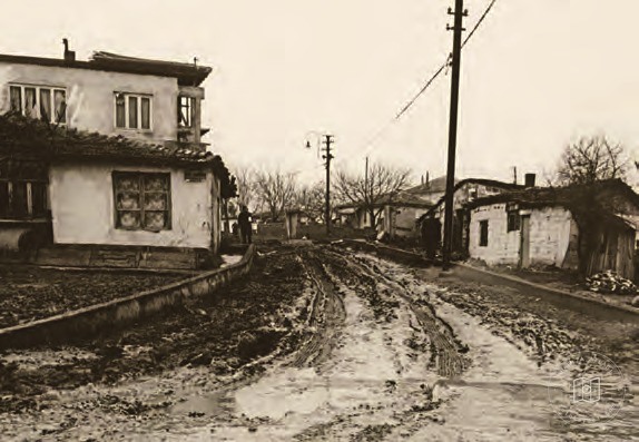 Streets and houses of an Istanbul shantytown