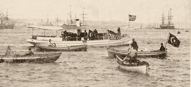 Gemi ve kayıklarla posta taşınması
