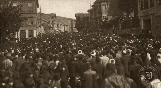 Rally in Doğancılar, Üsküdar, protesting the occupation of İzmir